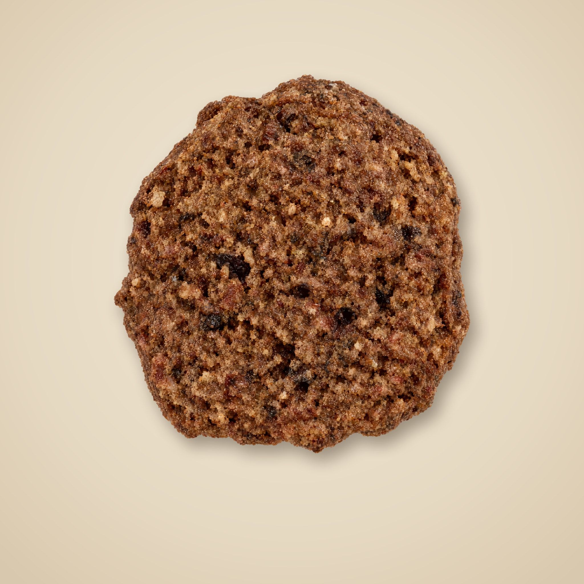 Jedna granule Mini Salmon Grain Free zblízka